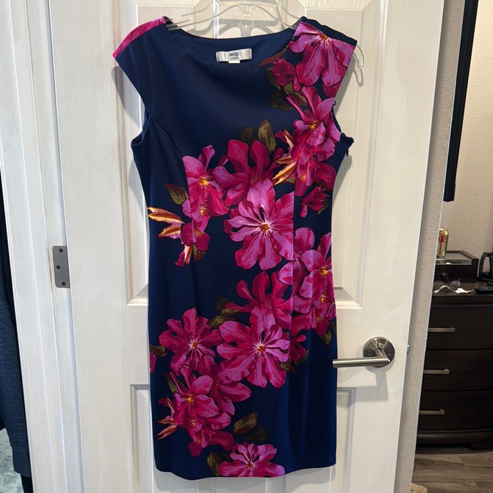 Wisp Petites Elegant Navy Floral Dress size 8P